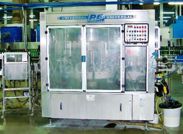 Used P.E. Labellers Universal 12T 825/1S2E Bibite e Liquidi Etichettatrice di bottiglie