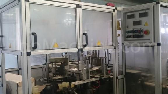 Used Auxiemba IBERICA – RH – 40 - DR  Etichettatrice di bottiglie