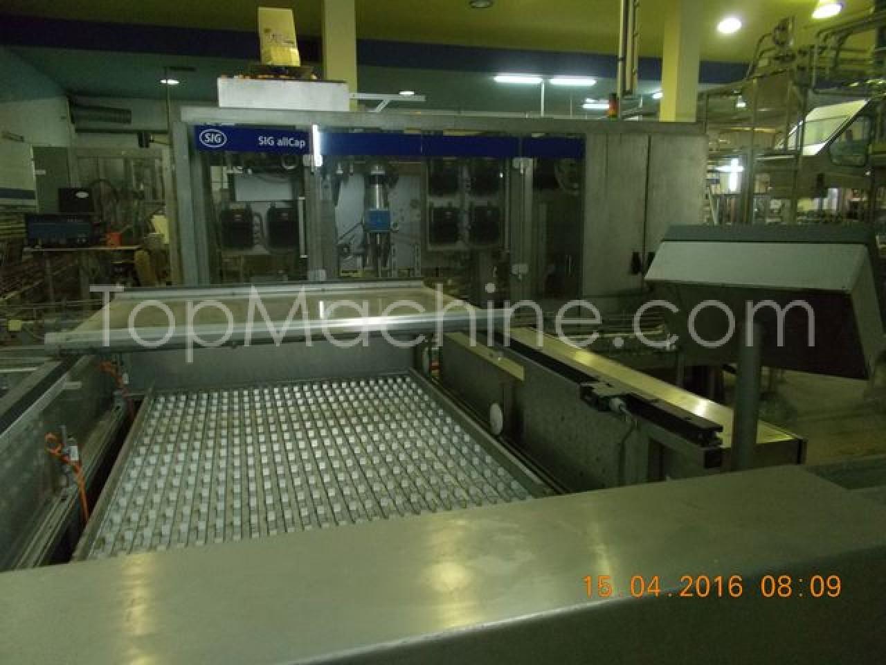 Used SIG Combibloc CFA 207 Dairy & Juices Aseptic filling