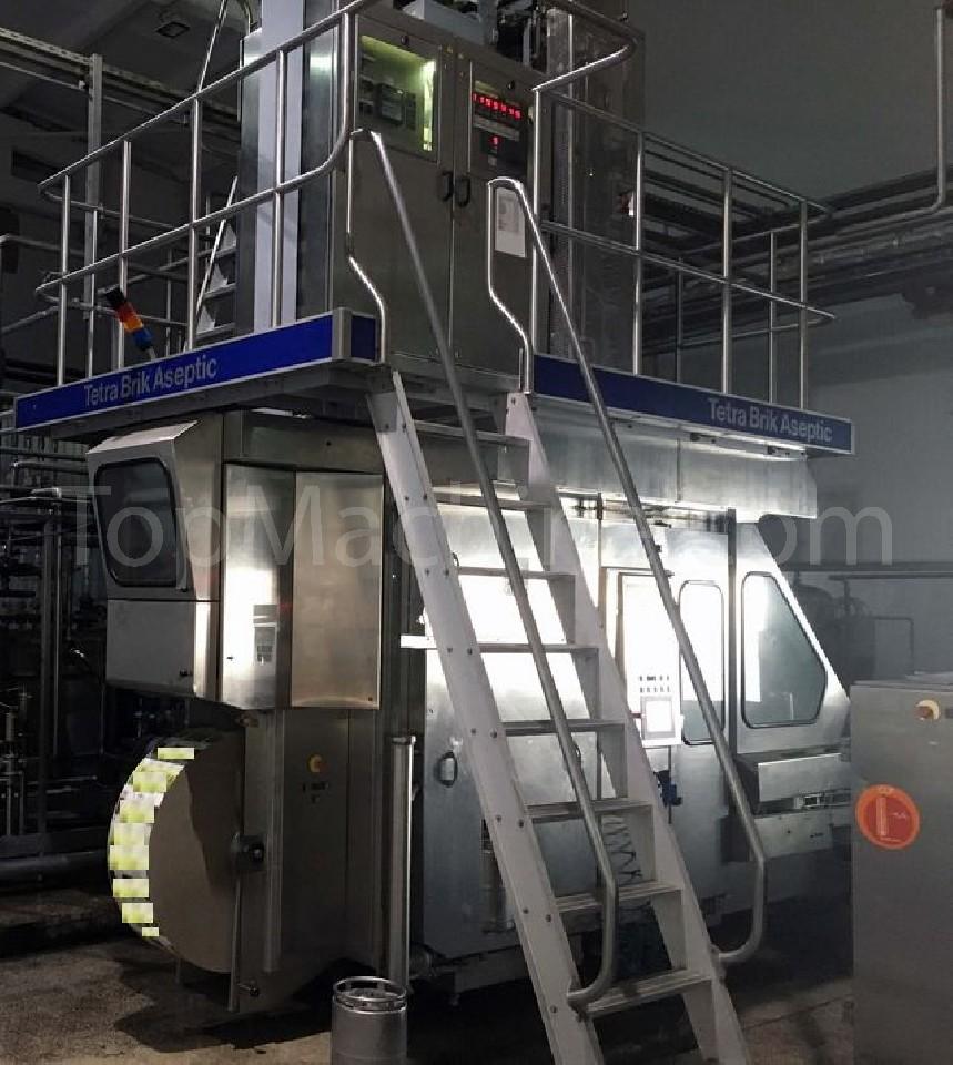 Used Tetra Pak TBA 8 1000 Square Dairy & Juices Aseptic filling