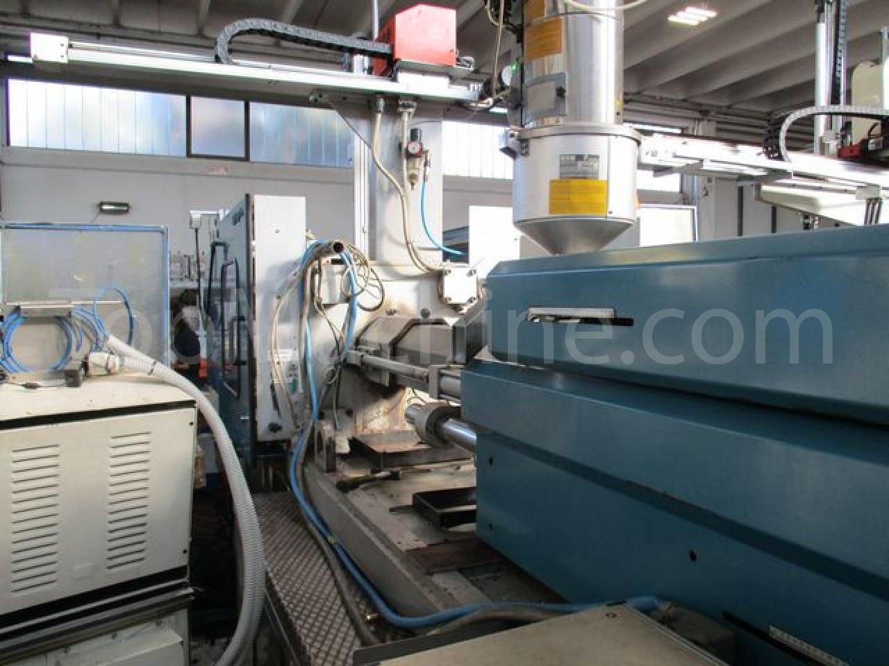 Used BMB MC 200 Injection Força de fechamento de até 1000 T