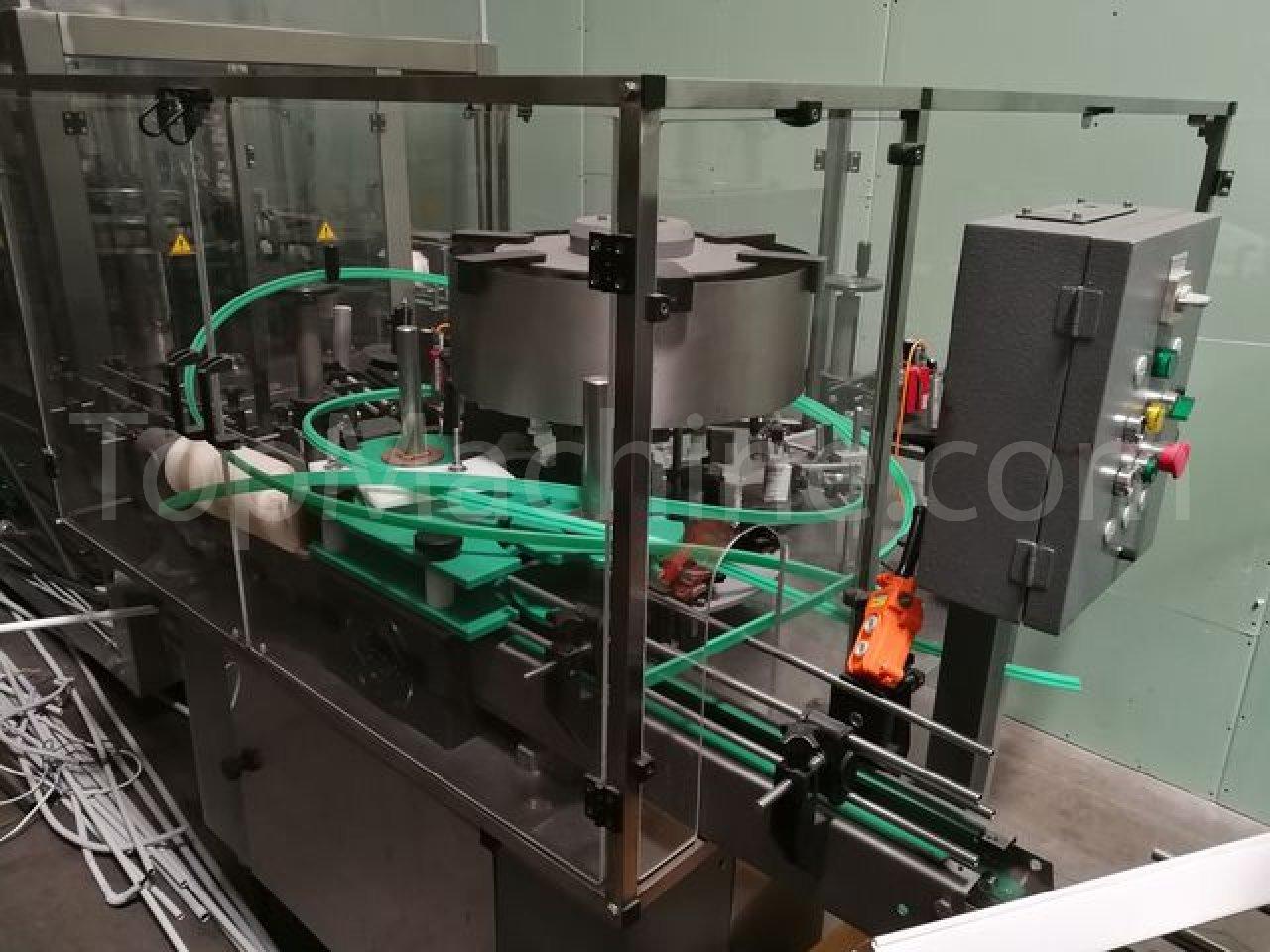 Used Cavagnino & Gatti CG 84 b3/7/7cv Bibite e Liquidi Etichettatrice di bottiglie