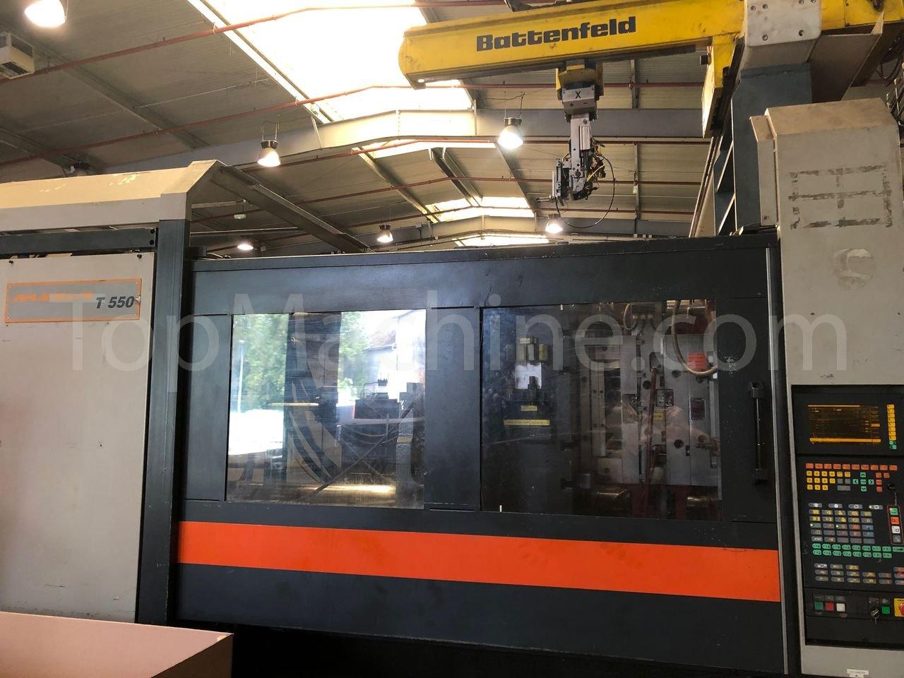 Used Sandretto SM 550 MEGA Injection Moulding Clamping force up to 1000 T