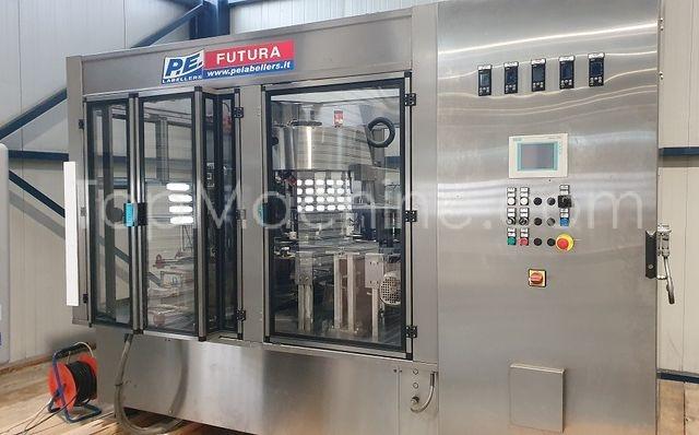 Used P.E FUTURA Futura N 12T/540/13 1E Bibite e Liquidi Etichettatrice di bottiglie