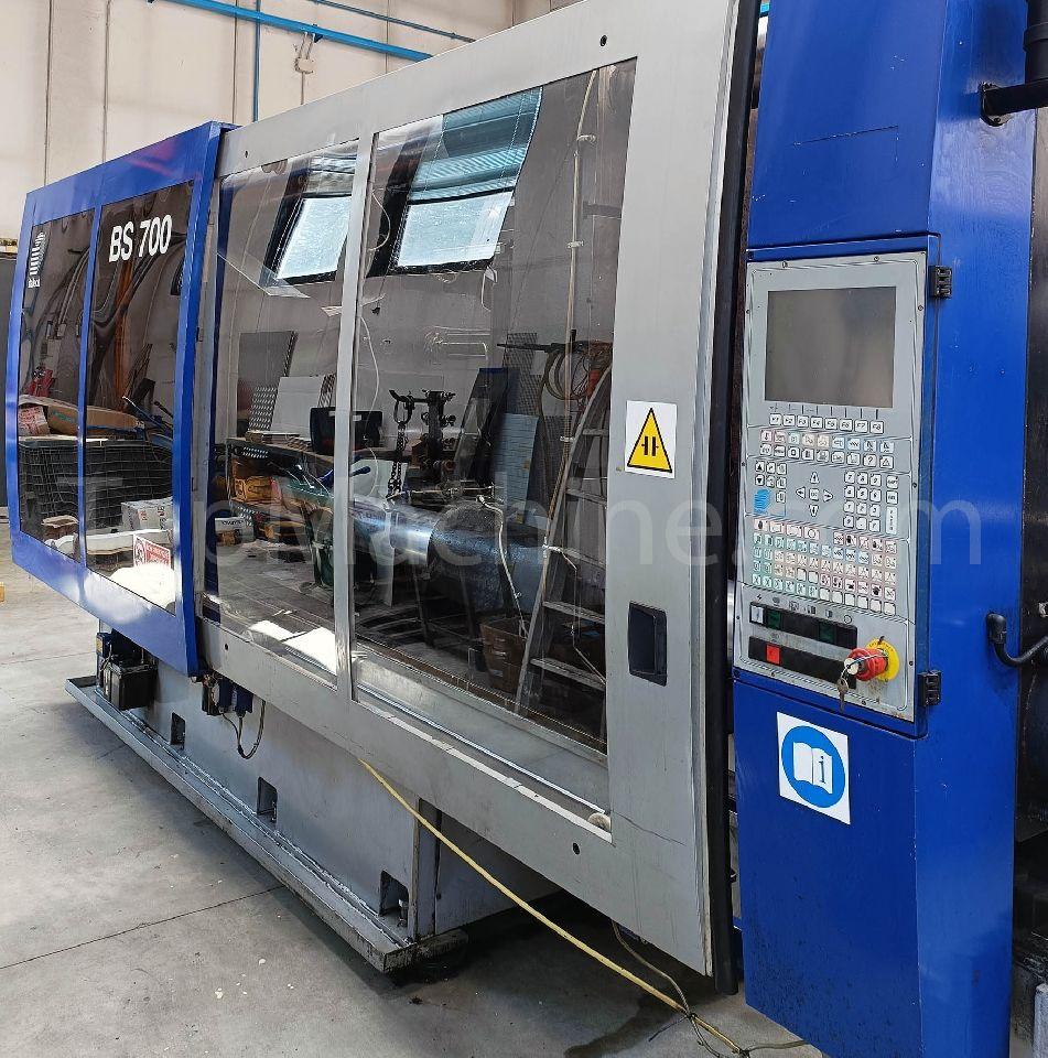Used Italtech 700 BS Injection Moulding Clamping force up to 1000 T
