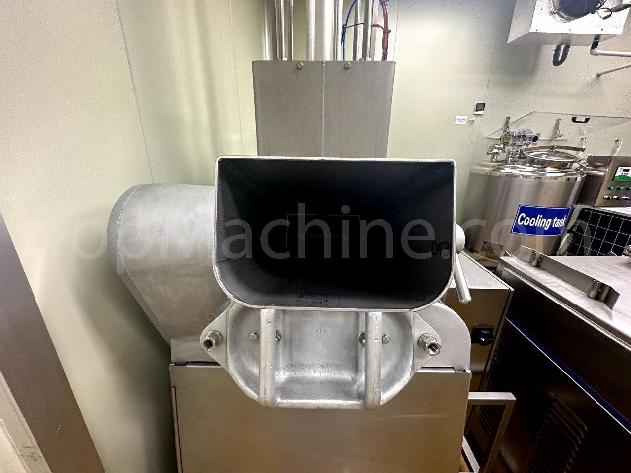 Used Benhil 71 Microfix Caseario e Succhi Formaggio e burro