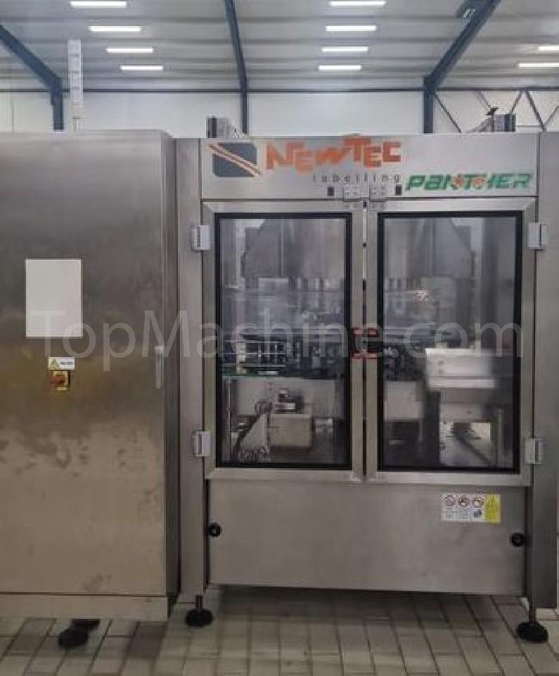 Used Newtec Leopard AD 720 F18 S1 E1 Bibite e Liquidi Etichettatrice di bottiglie