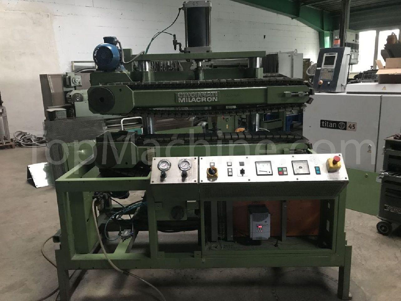 Used Cincinnati RA 25 Extrusión Tirador para perfiles