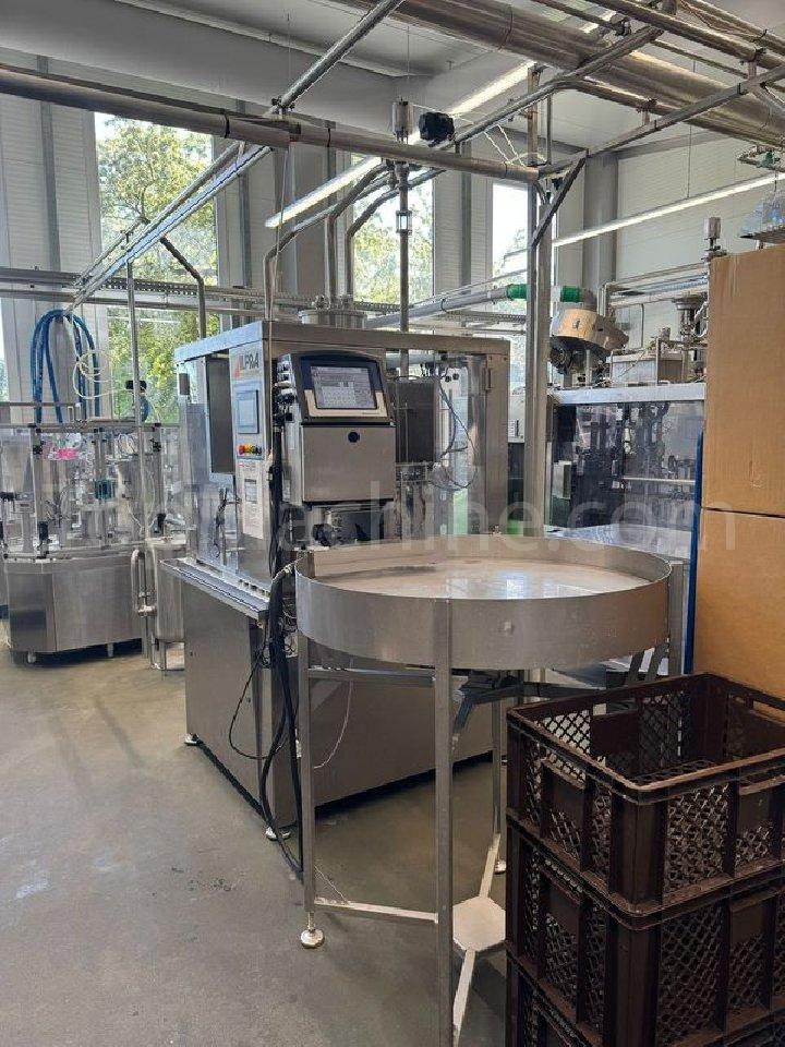 Used Ilpra FS 5000 Milchprodukte & Säfte Becher Füll- und Verschließmaschine