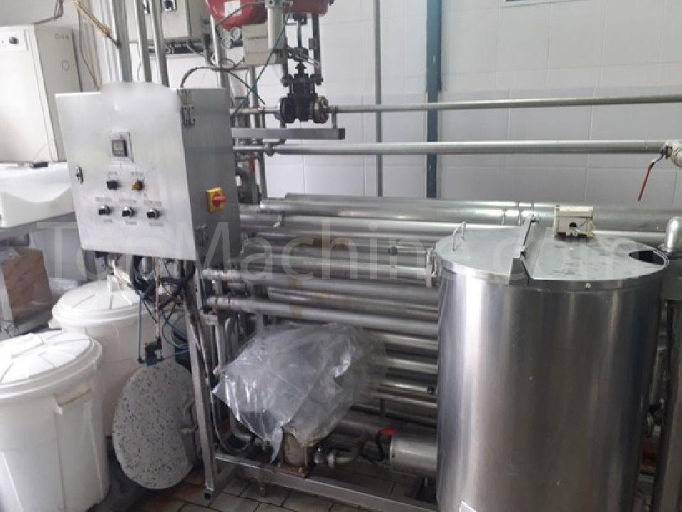 Used Alfa Laval 2000 L tubular  Pasteurizado