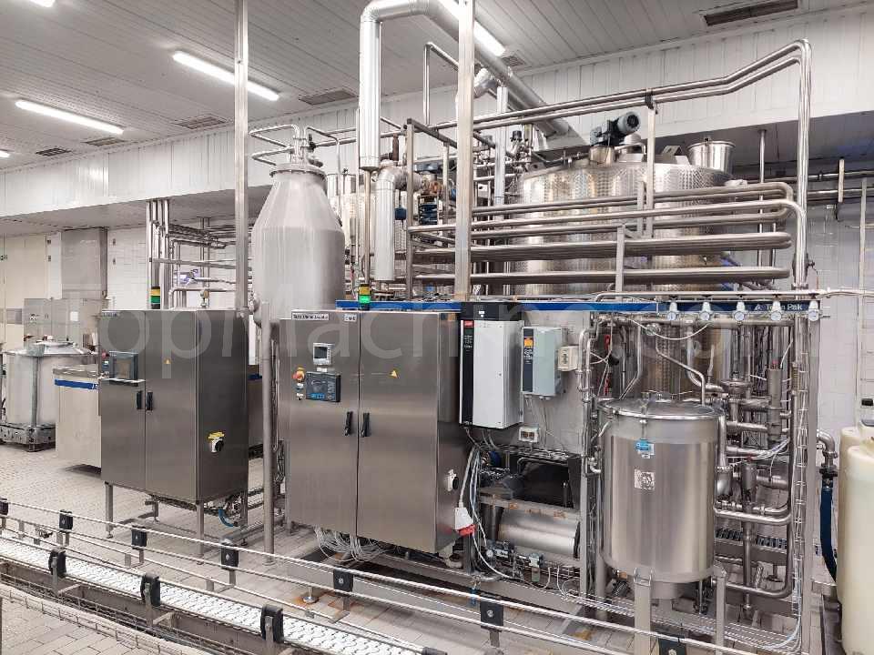 Used Tetra Pak Tetra Therm Aseptic Drink 100  低温殺菌装置