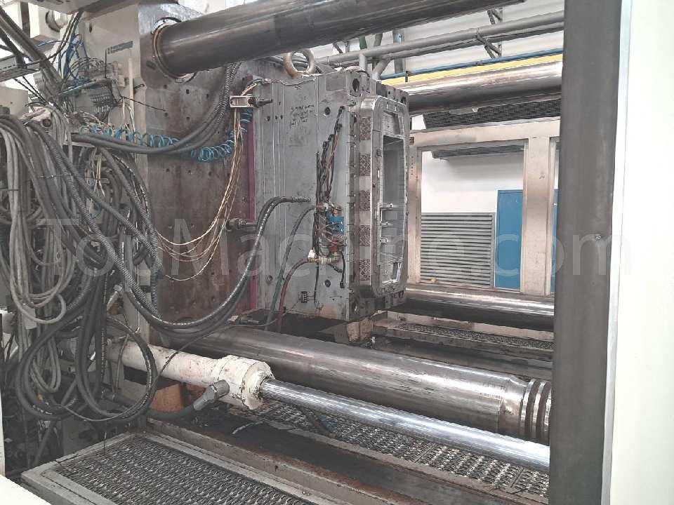 Used Krauss Maffei KM 1300-8100MX  Fuerza de cierre 1000 T +