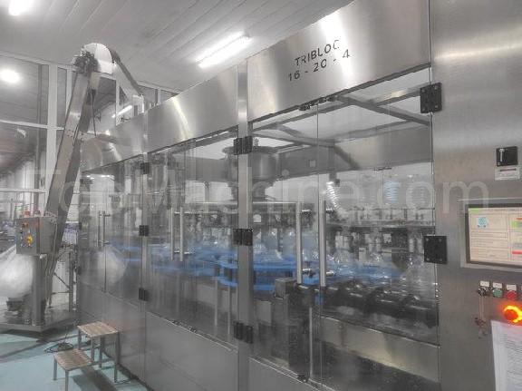 Used Gallardo TRIBLOC 16-20-4  Llenado de agua